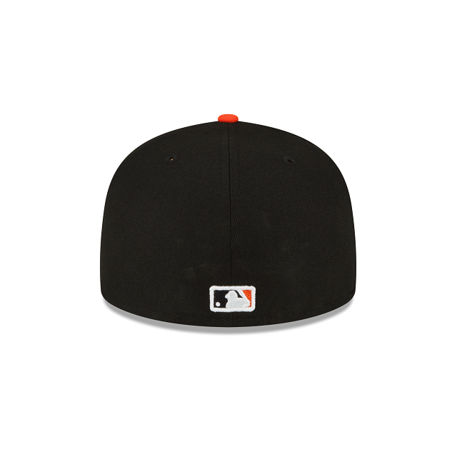New Era 59FIFTY MLB Baltimore Orioles Road Authentic Collection On-Field 59FIFTY Gorra ajustada Negro/Naranja
