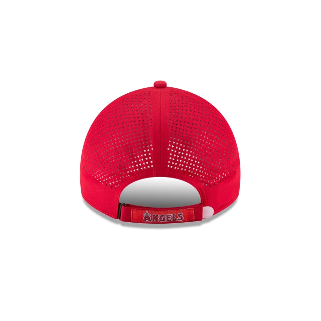 Gorra ajustable Los Angeles Angels Perforated Pivot 9TWENTY de New Era - Rojo