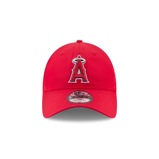 Gorra ajustable Los Angeles Angels Perforated Pivot 9TWENTY de New Era - Rojo
